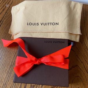 Louis Vuitton box
